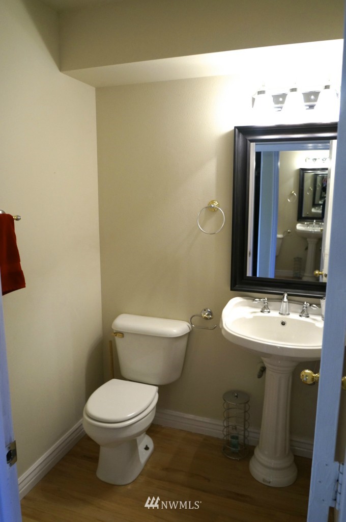 9533 South 192nd Street Renton, WA 98055 - Photo 17 of 25