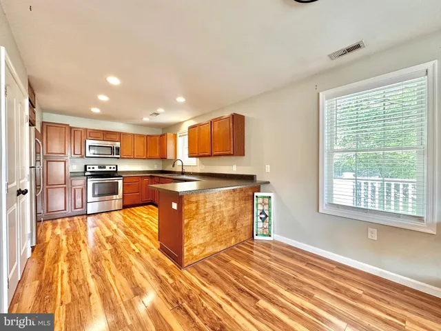 $2,399 | 1217 Somerset Road, Severn, MD 21144