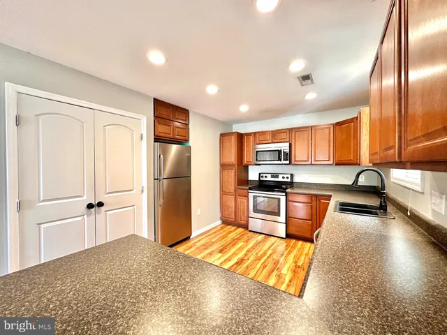 $2,399 | 1217 Somerset Road, Severn, MD 21144