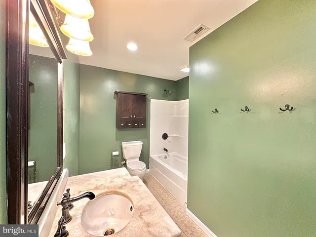 $2,399 | 1217 Somerset Road, Severn, MD 21144