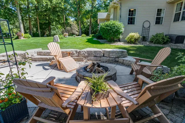 $800,000 | 2001 Timber Lake Road, Oregon, WI 53575