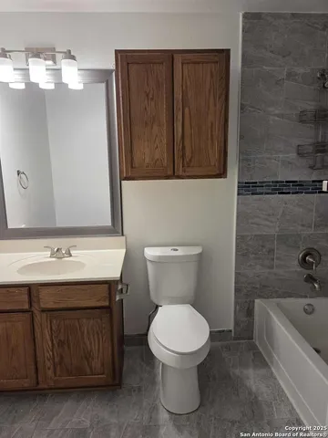 $355,000 | 228 Anvil Place, Cibolo, TX 78108