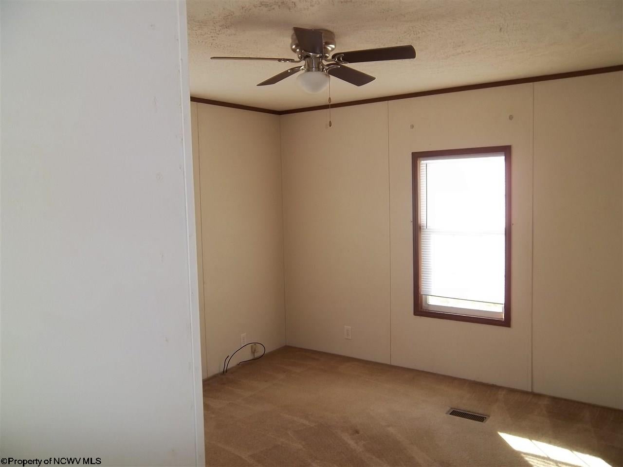5 Mountainview Road Morgantown, WV 26508 - Photo 9 of 28 Gallery Image 9