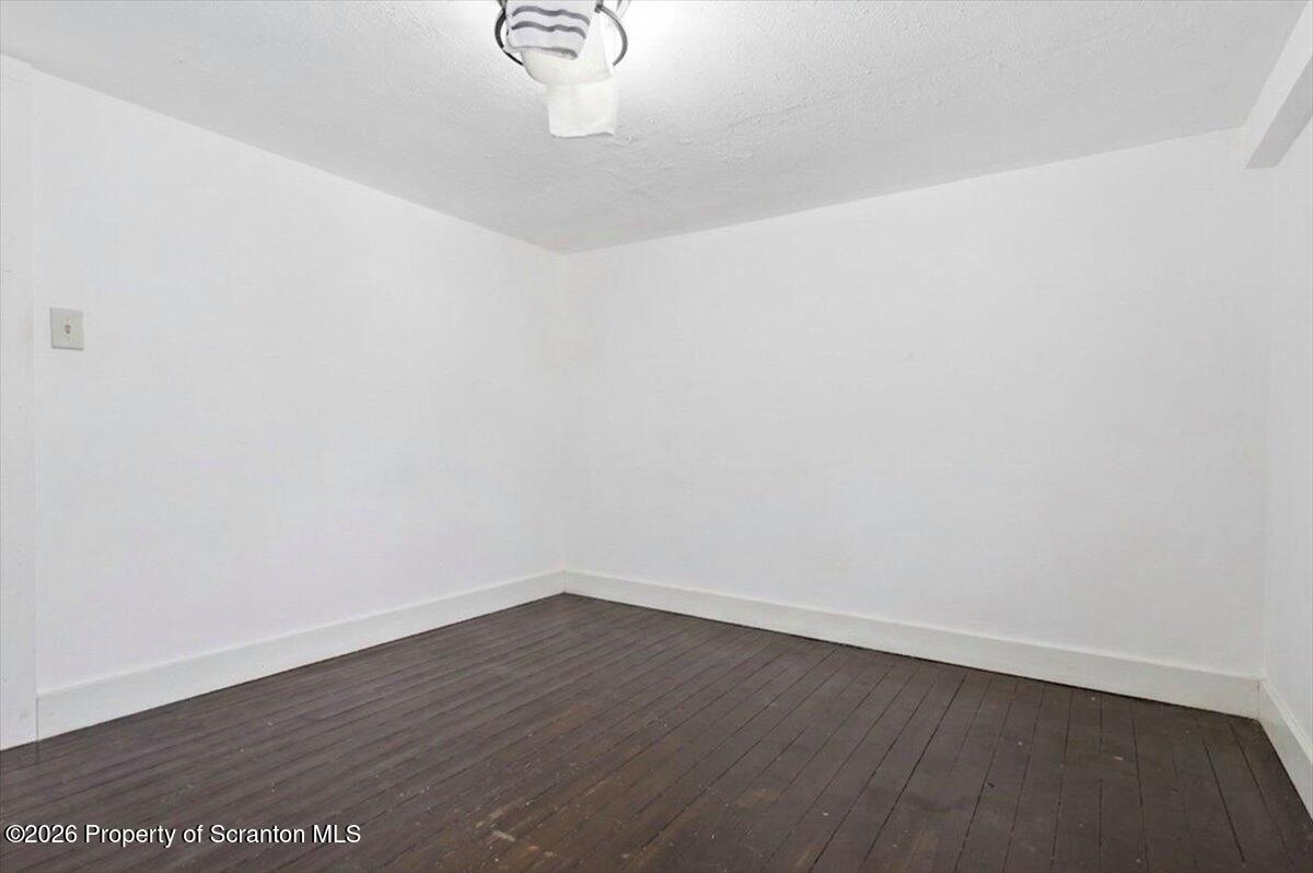 22 Quay Avenue Mount Pocono, PA 18344 - Photo 27 of 62 a view of a small space