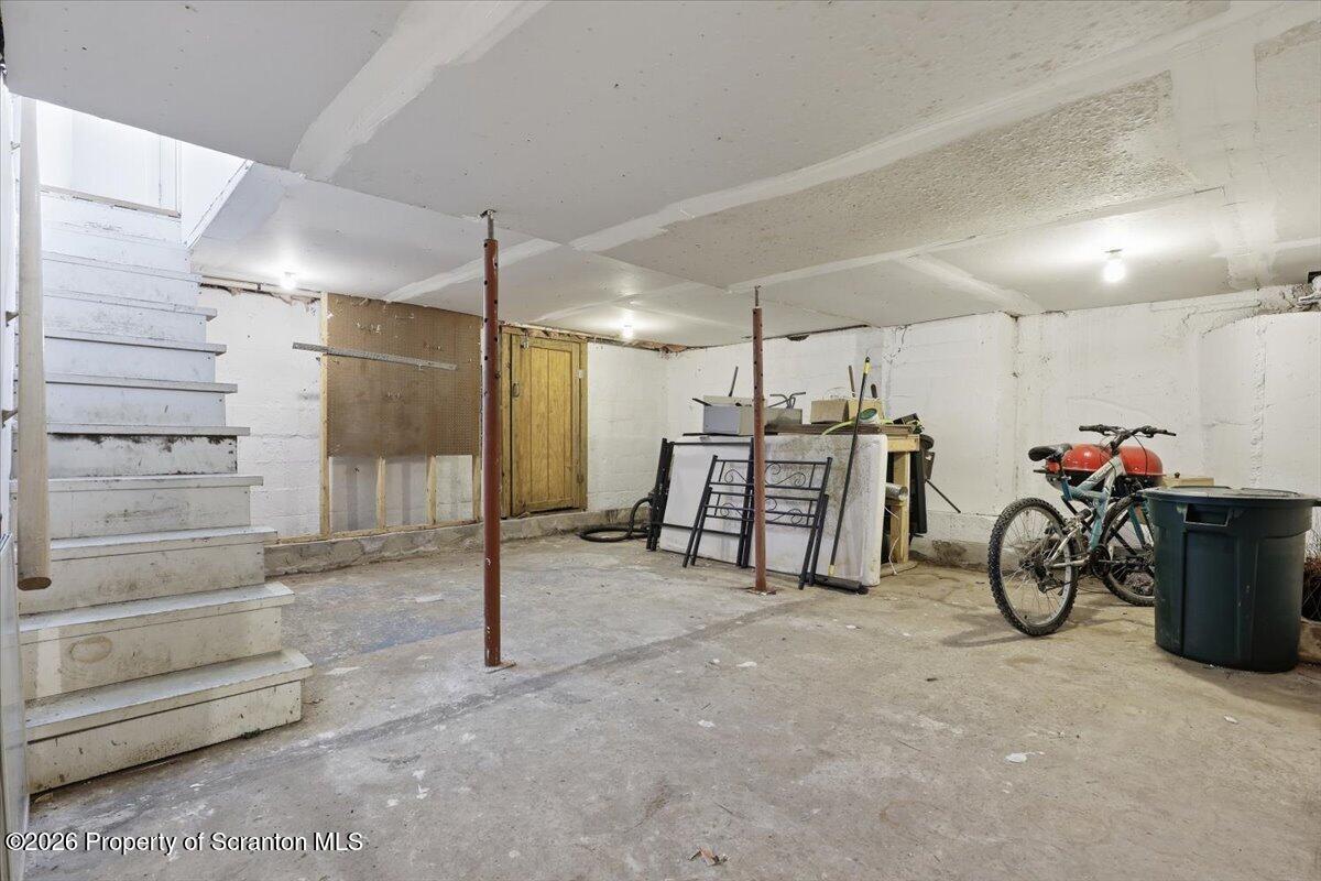 22 Quay Avenue Mount Pocono, PA 18344 - Photo 41 of 62 a view of a room with gym equipment