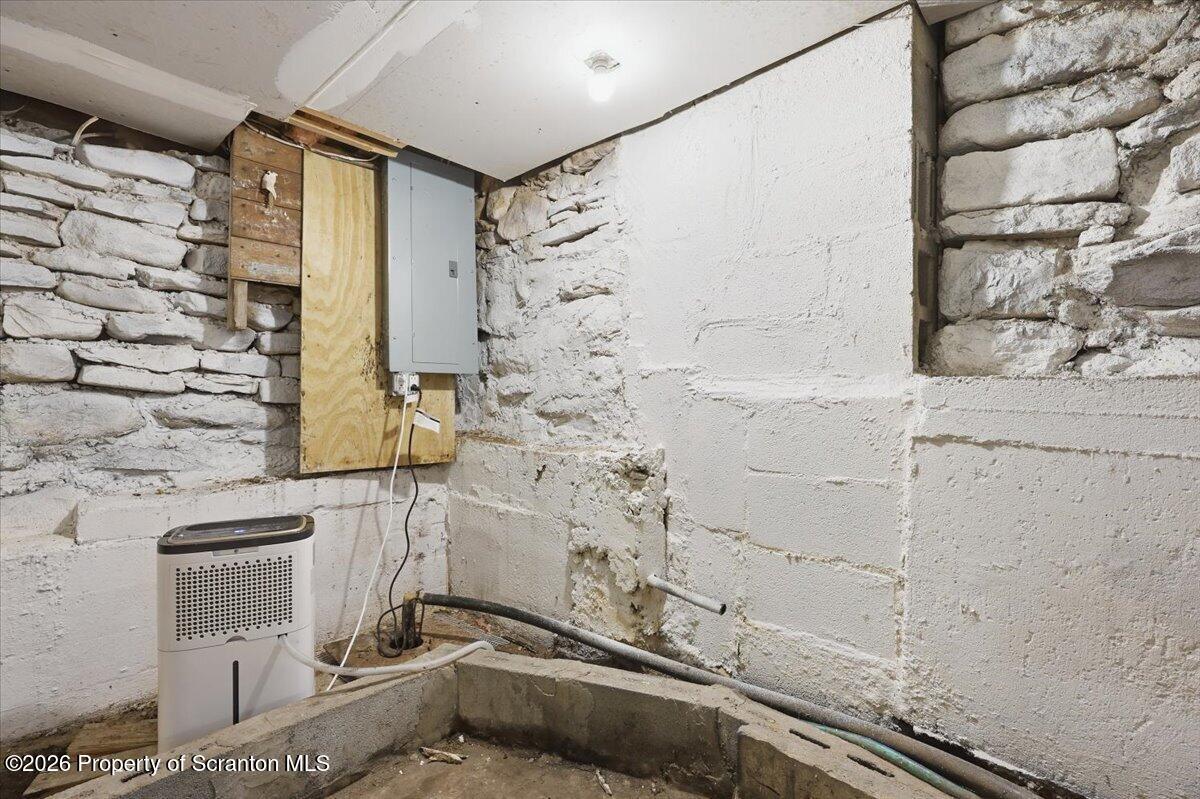 22 Quay Avenue Mount Pocono, PA 18344 - Photo 45 of 62 a bathroom with a shower and a sink