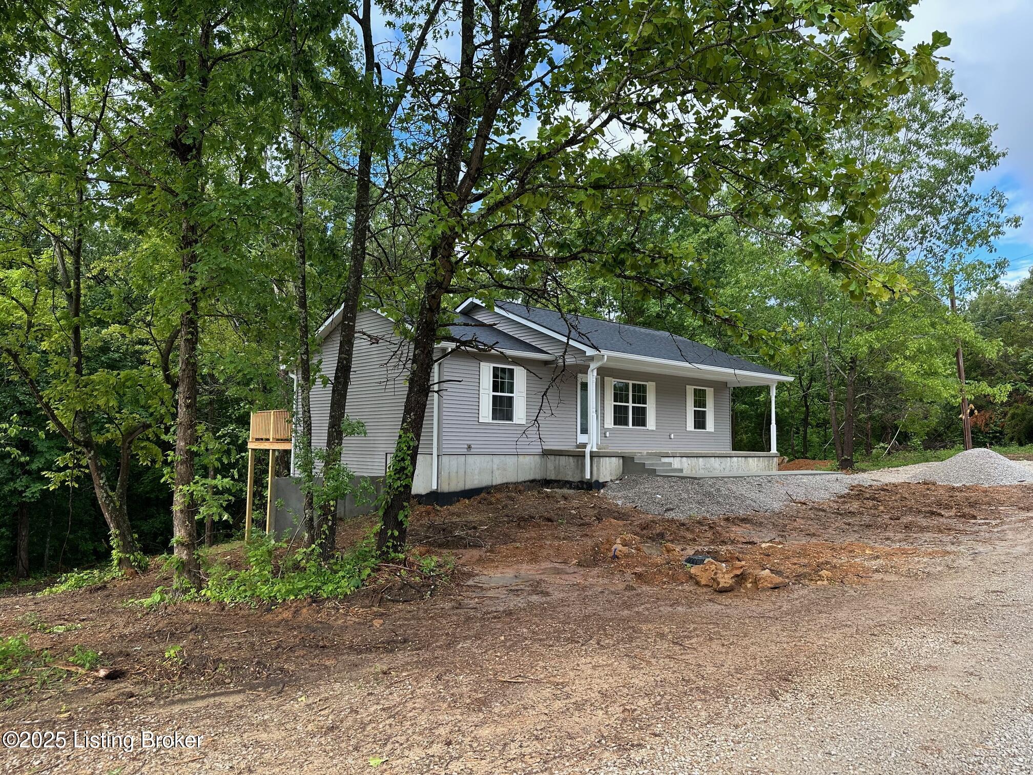 185 Rambling Ridge Road Brandenburg, KY 40108 - Photo 26 of 29 front 4