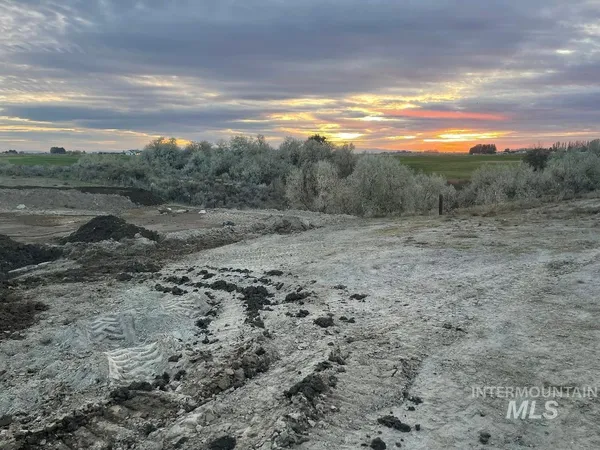$750,000 | 525 East 150 South, Burley, ID 83318