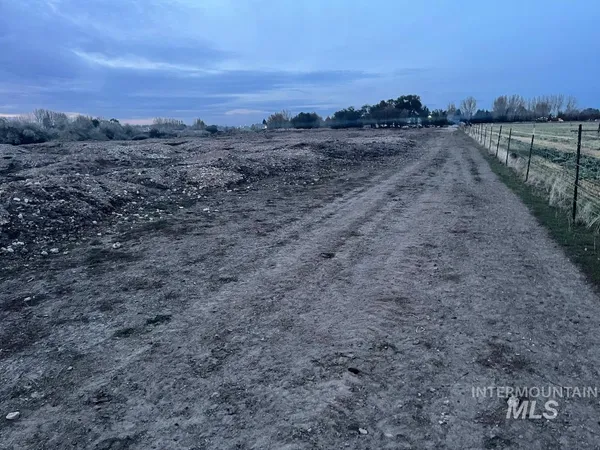 $750,000 | 525 East 150 South, Burley, ID 83318