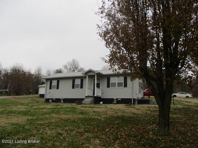 6800 Holy Cross Road Loretto, KY 40037 - Photo 2 of 14 IMG_1124