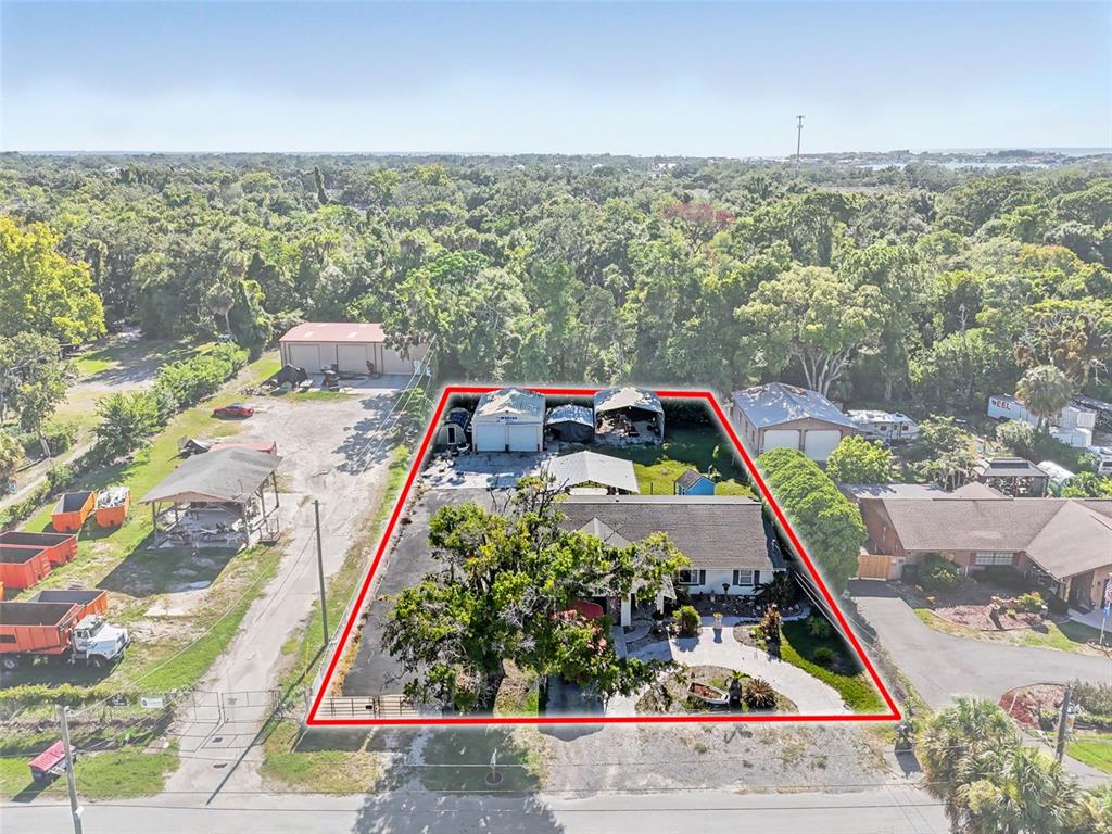 7813 Leo Kidd Avenue Port Richey, FL 34668 - Photo 3 of 95