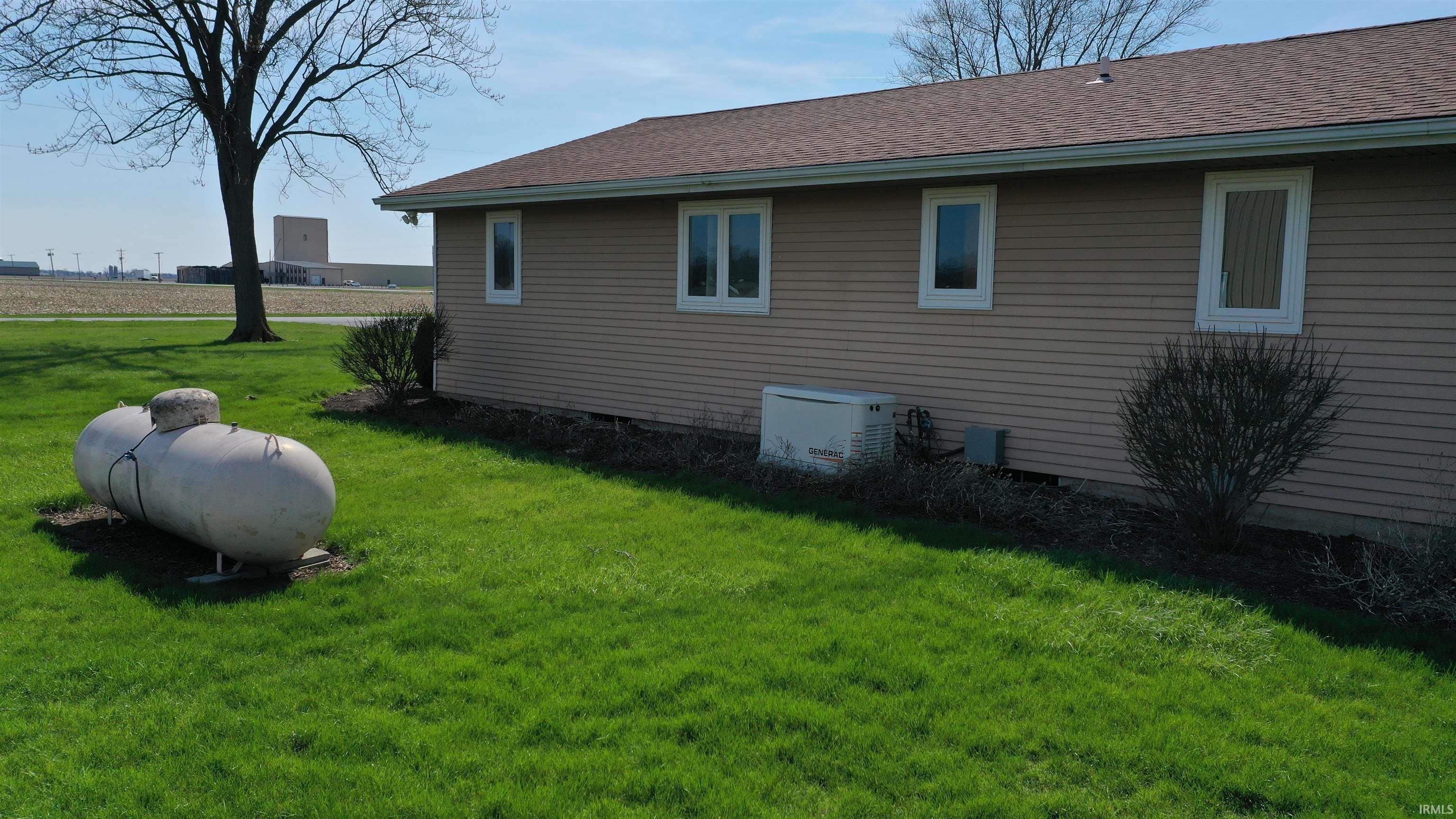 22825 Kammeyer Road Woodburn, IN 46797 - Photo 12 of 13