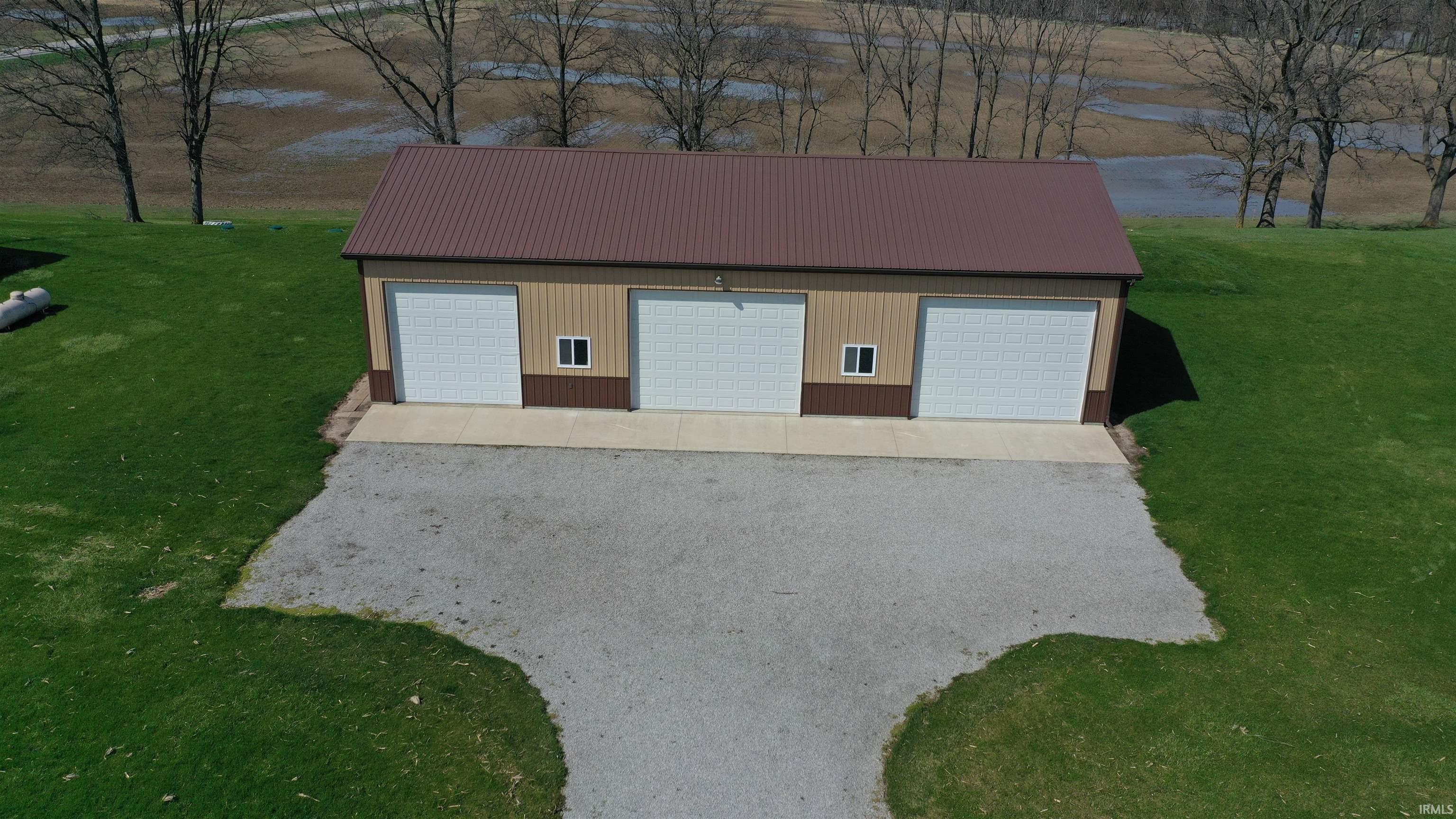 22825 Kammeyer Road Woodburn, IN 46797 - Photo 3 of 13