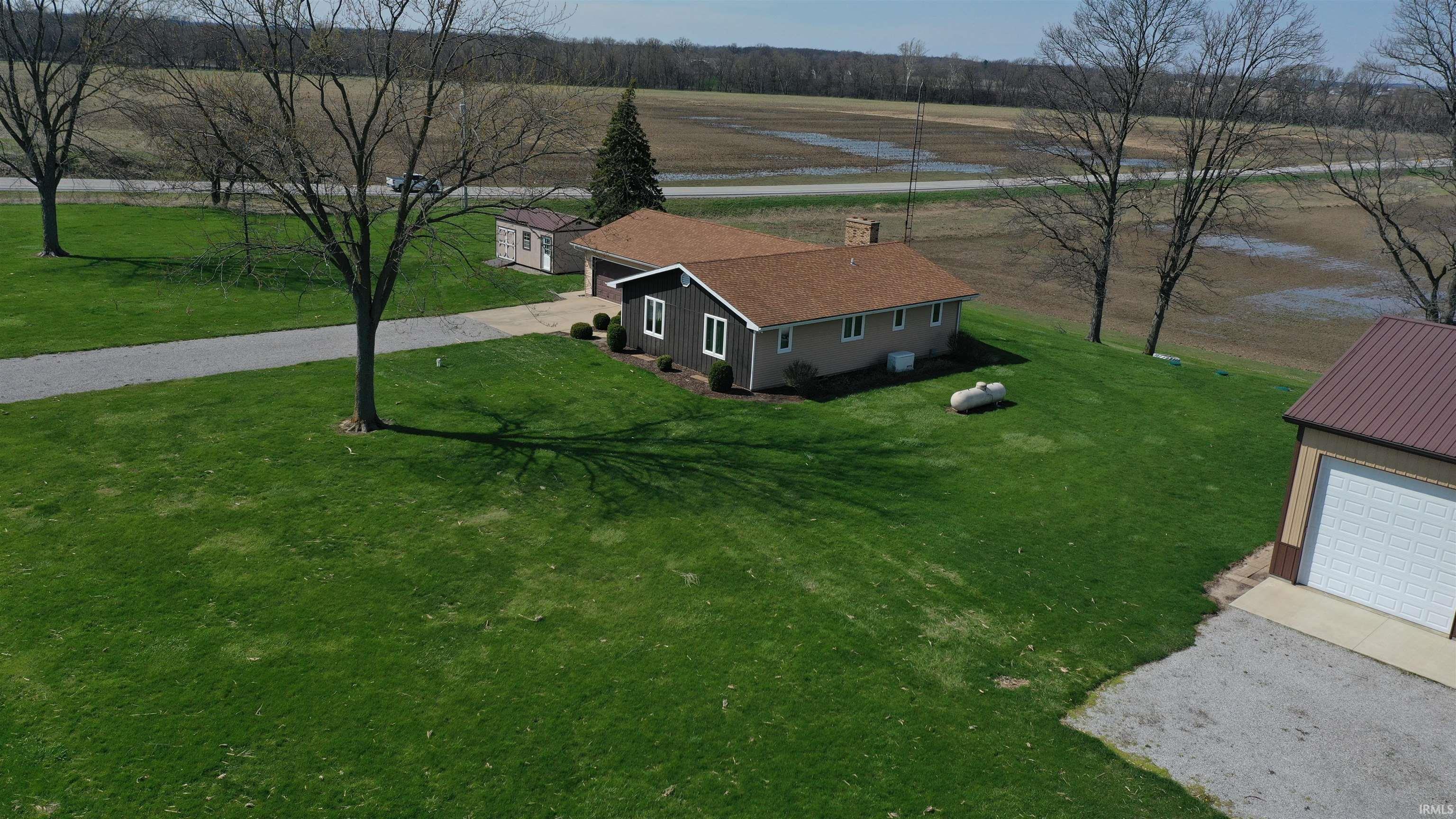 22825 Kammeyer Road Woodburn, IN 46797 - Photo 4 of 13