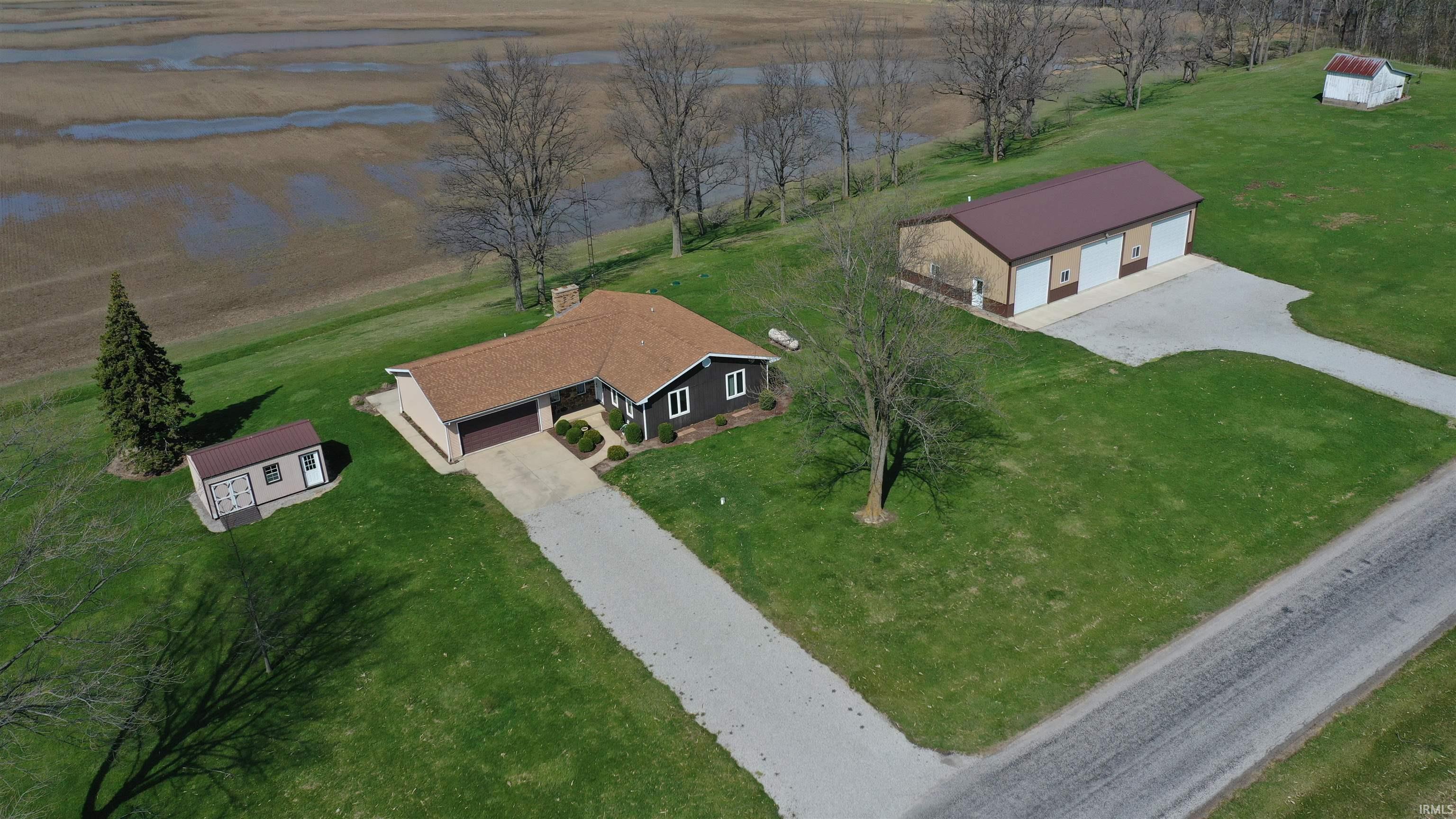 22825 Kammeyer Road Woodburn, IN 46797 - Photo 5 of 13