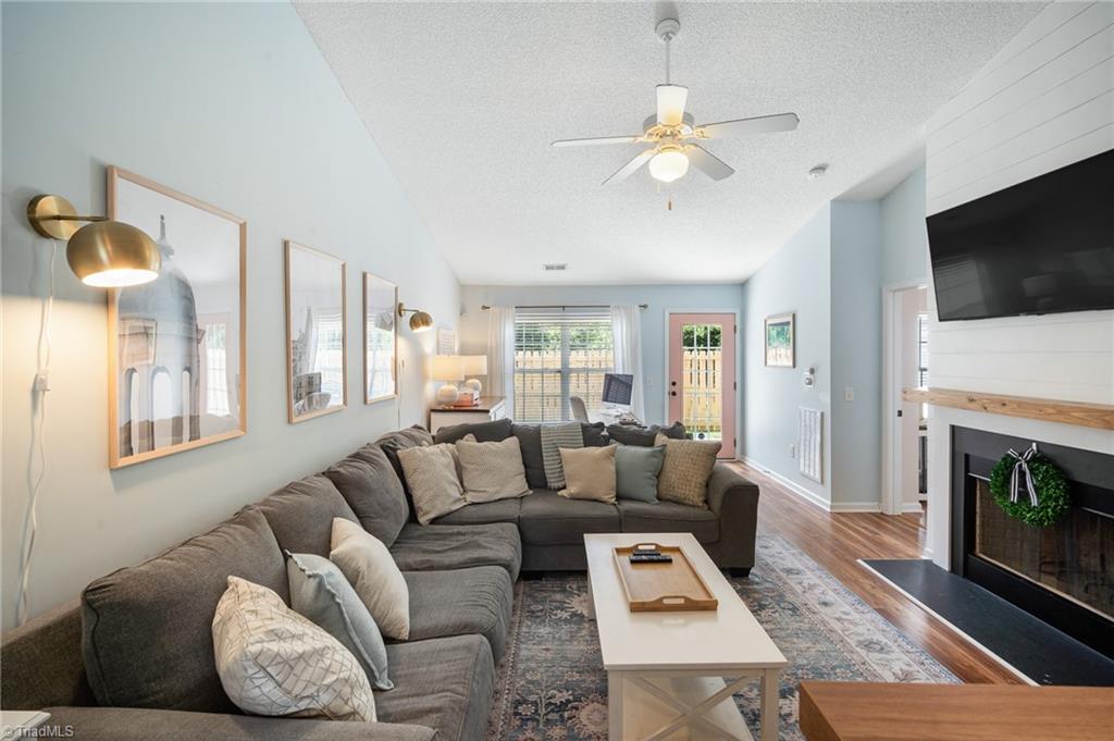 2844 WaterStone Loop High Point, NC 27265 - Photo 8 of 25