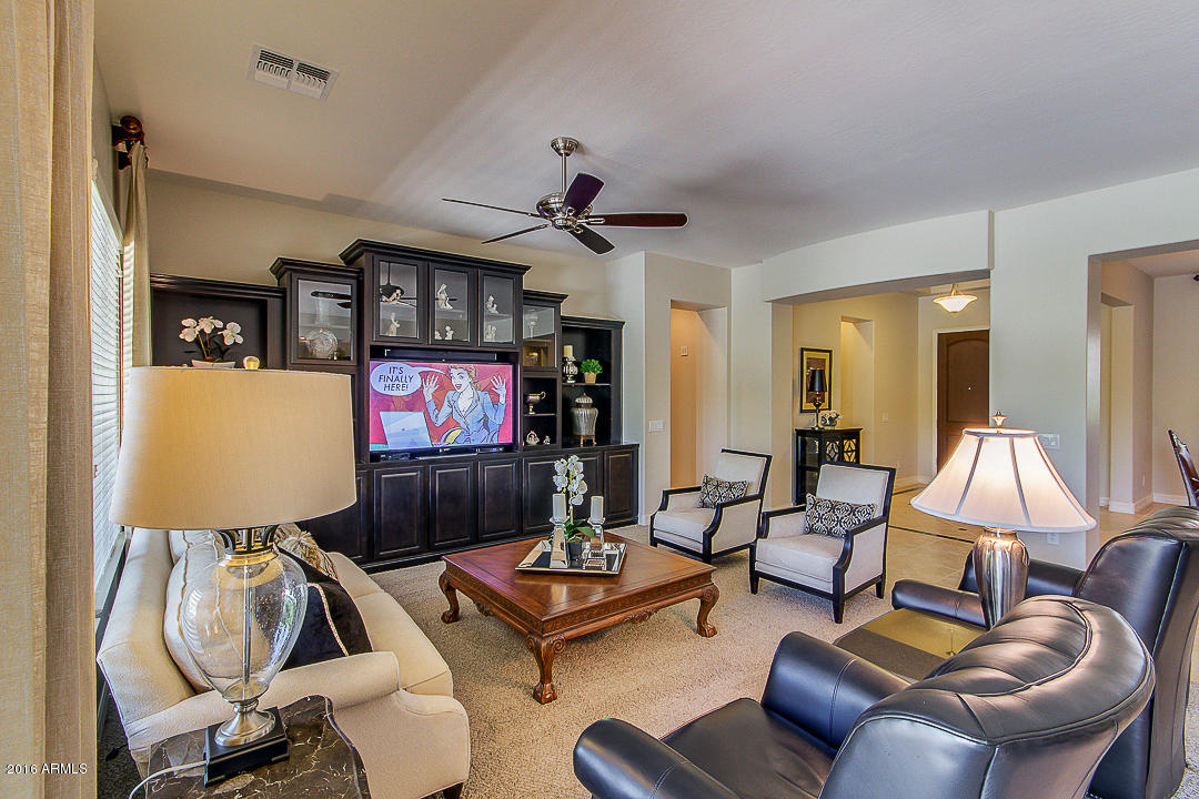 2834 East Warbler Road Gilbert, AZ 85297 - Photo 12 of 63 Spacious greatroom