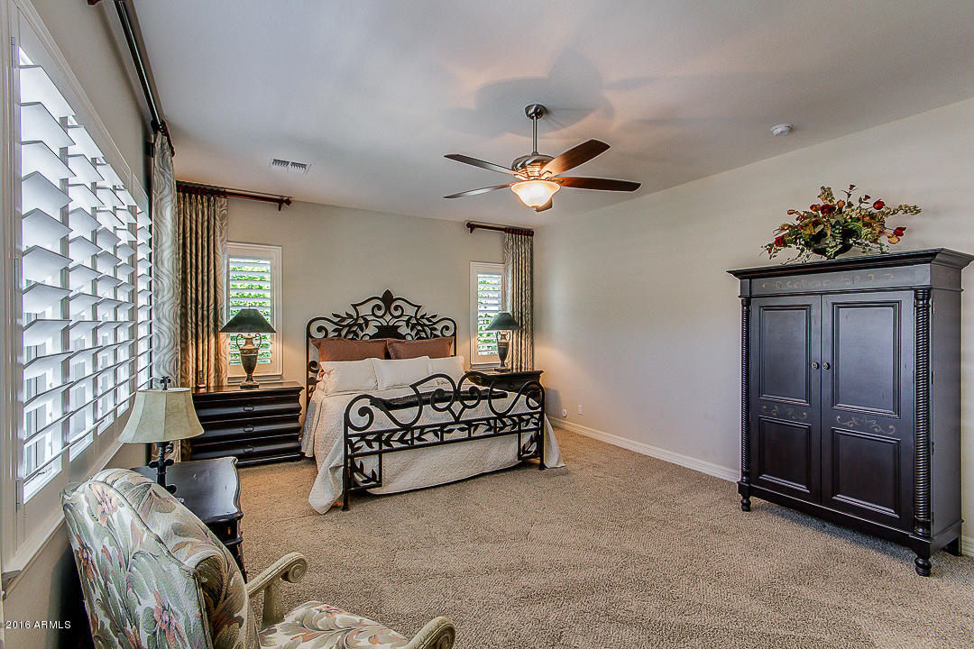 2834 East Warbler Road Gilbert, AZ 85297 - Photo 33 of 63 Spacious master bedroom