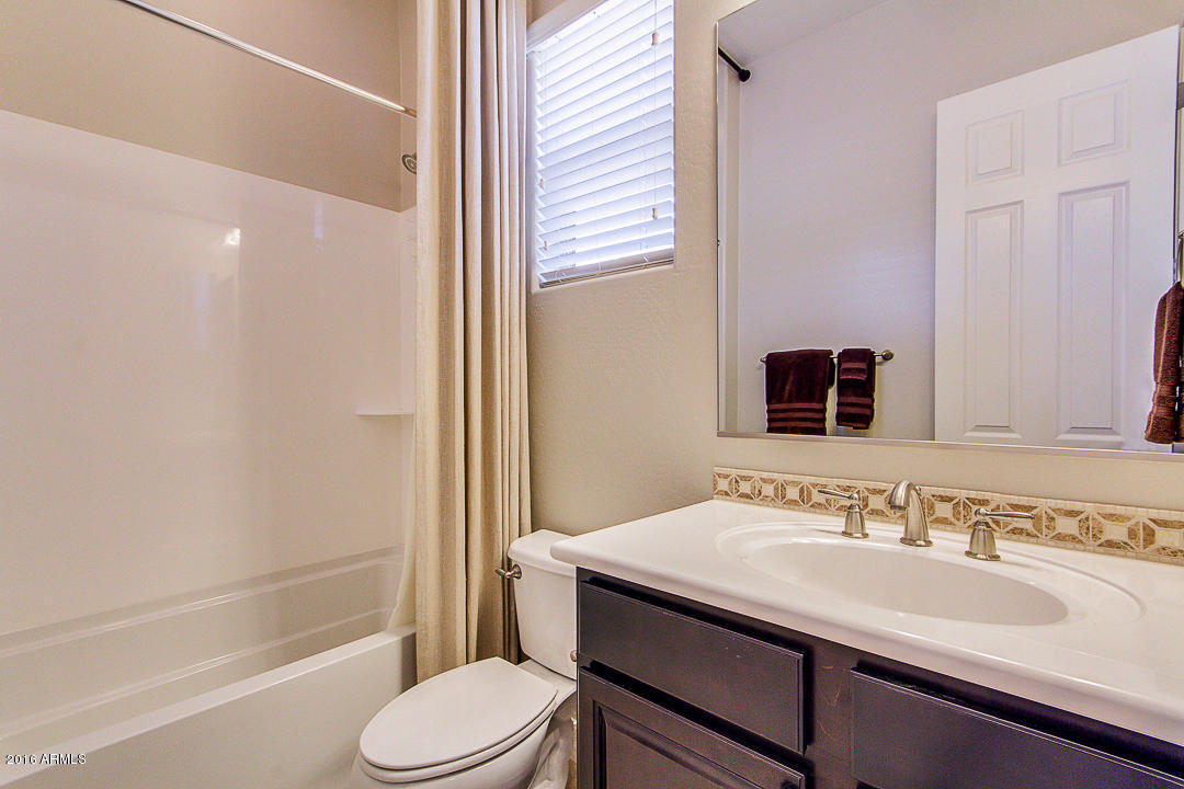 2834 East Warbler Road Gilbert, AZ 85297 - Photo 45 of 63 Private ensuite bath