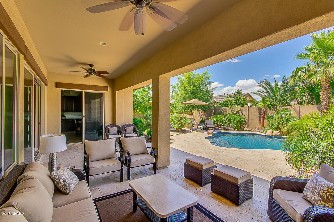 2834 East Warbler Road Gilbert, AZ 85297 - Photo 53 of 63 Covered patio space