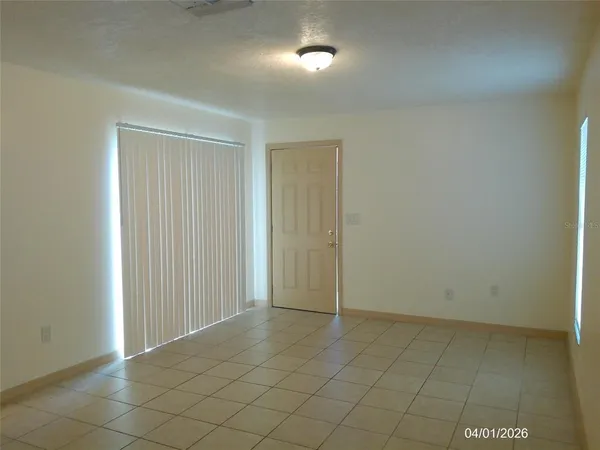 $1,200 | 926 West Carole Street, Lakeland, FL 33803