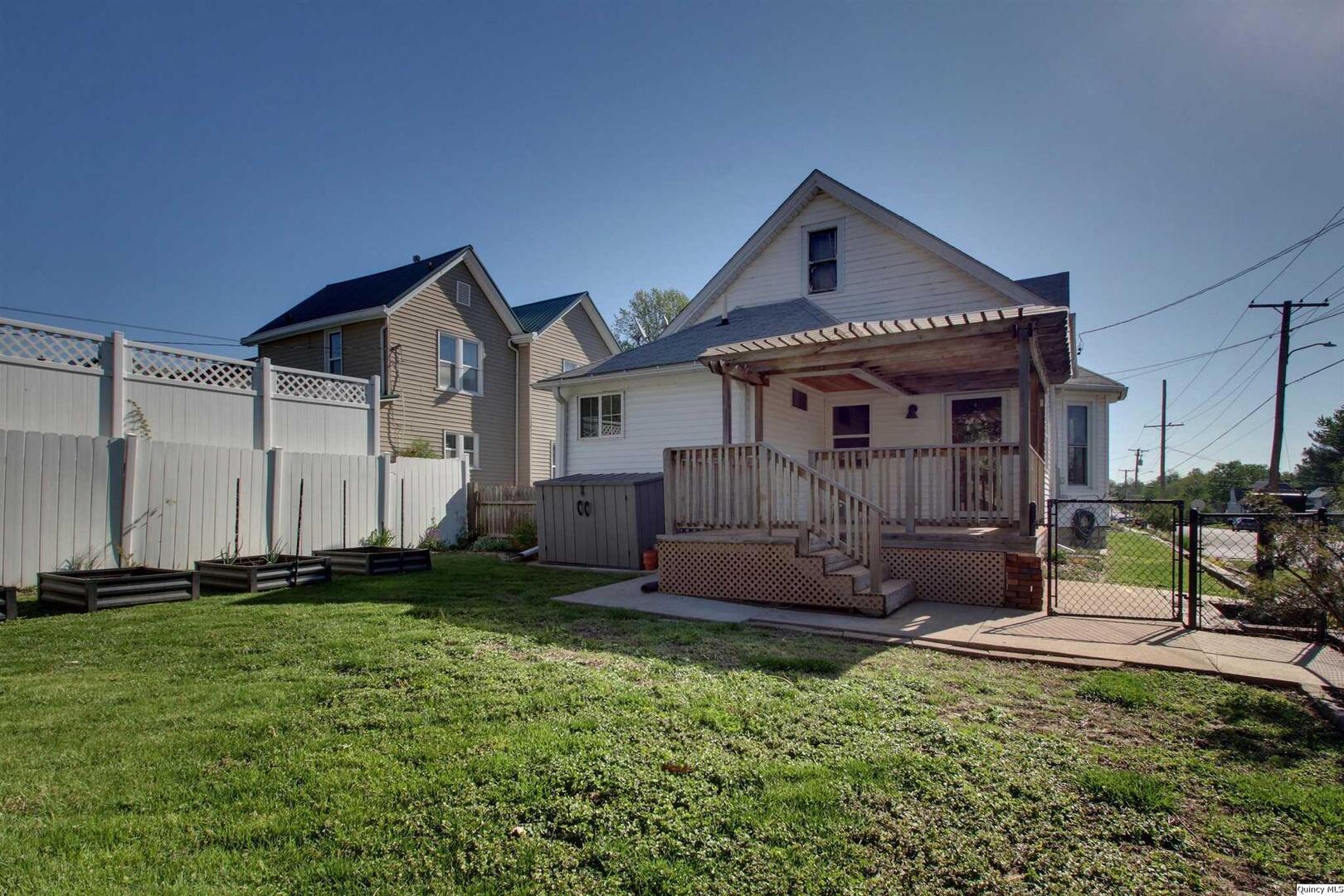 636 South 16th Street Quincy, IL 62301 - Photo 13 of 22