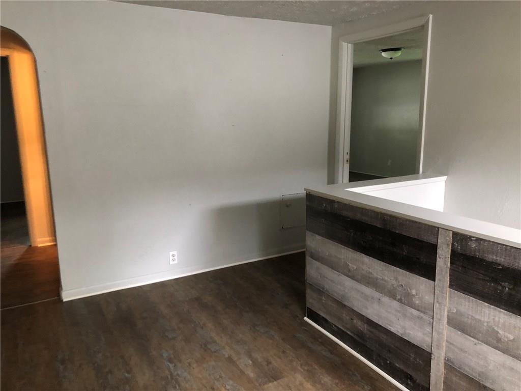 2940 South Roena Street Indianapolis, IN 46241 - Photo 5 of 17 Gallery Image 5