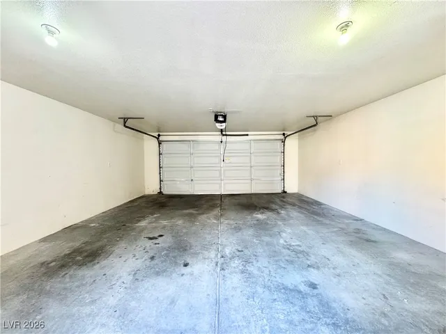 $1,300 | 1070 Potro Drive, Unit 1, Pahrump, NV 89048