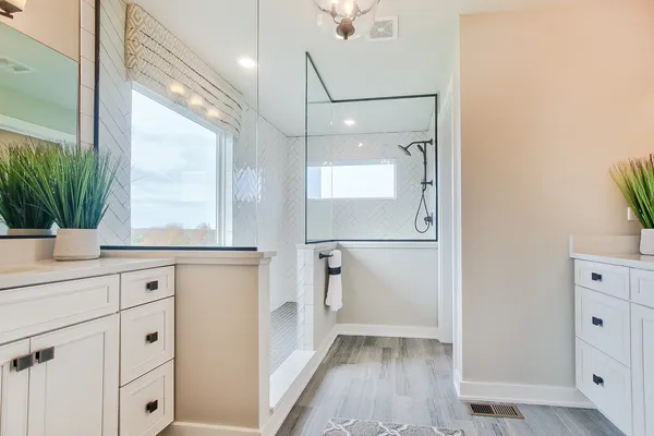 $997,710 | 12 River Highlands Drive, Hawthorn Woods, IL 60047