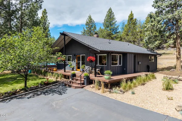 $1,275,000 | 18943 Martingale Circle, Bend, OR 97703