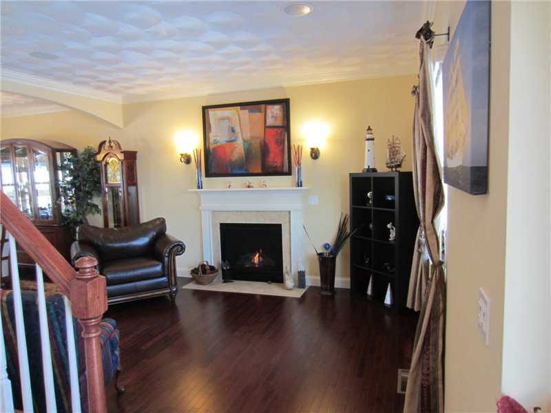 11 Timber Lane Exeter, RI 02822 - Photo 3 of 25 Living Room.