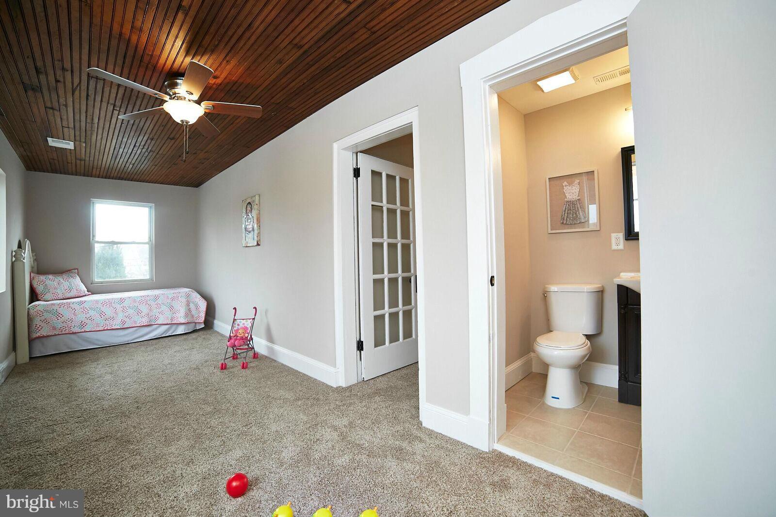56 Broadship Road Baltimore, MD 21222 - Photo 22 of 30 Bedroom