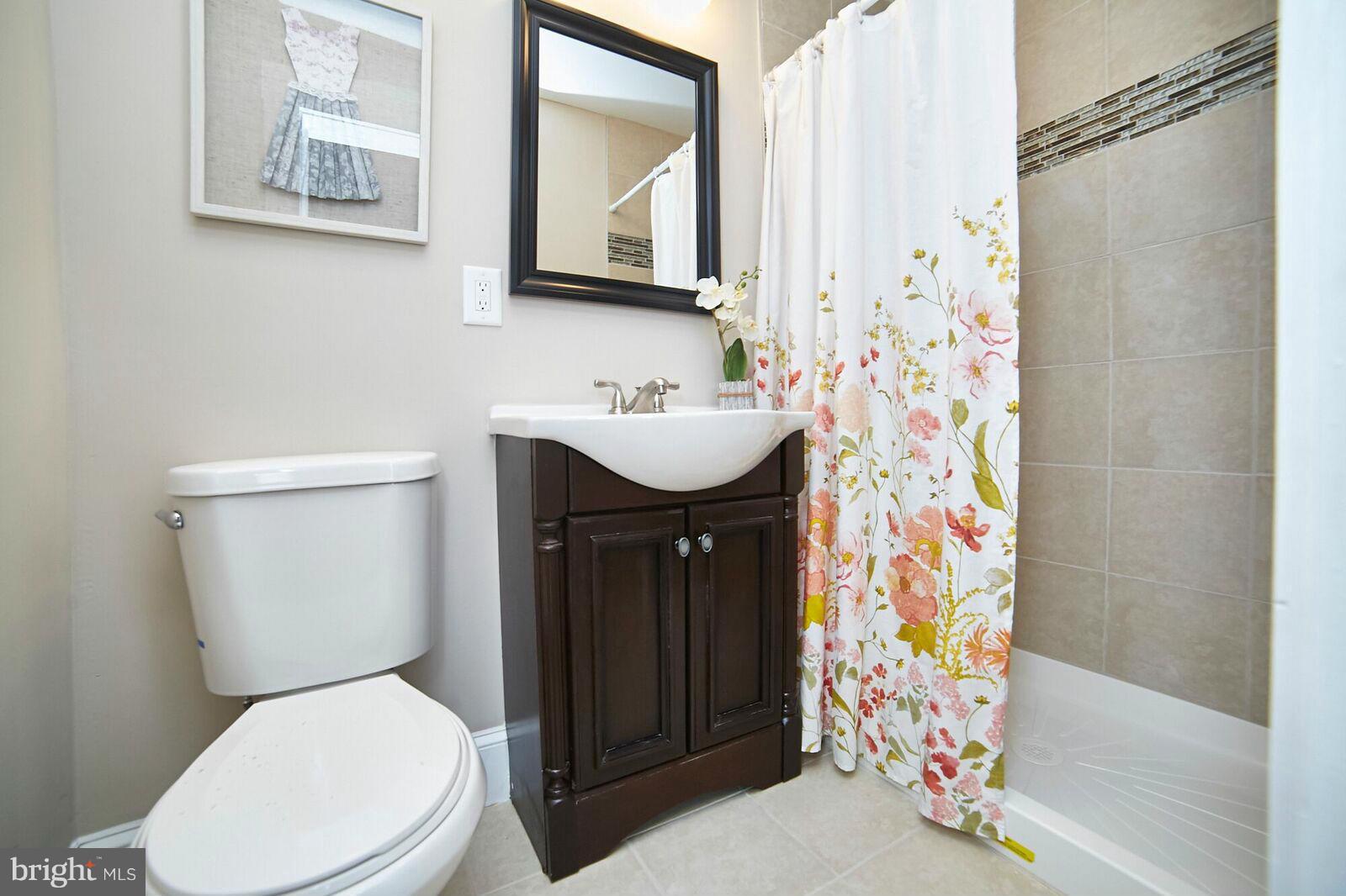 56 Broadship Road Baltimore, MD 21222 - Photo 23 of 30 Bath
