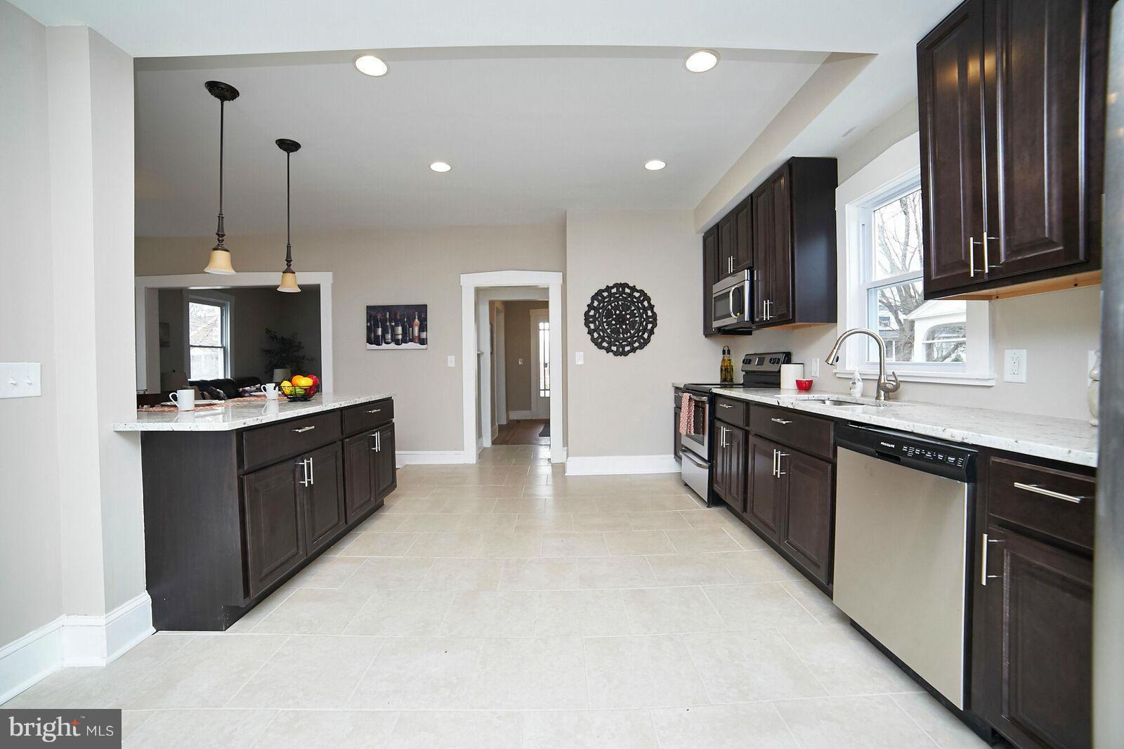 56 Broadship Road Baltimore, MD 21222 - Photo 6 of 30 Kitchen