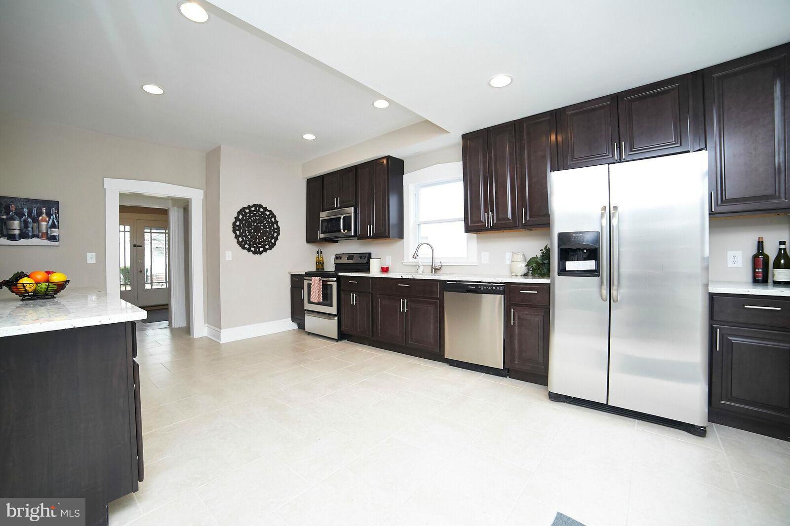 56 Broadship Road Baltimore, MD 21222 - Photo 7 of 30 Kitchen