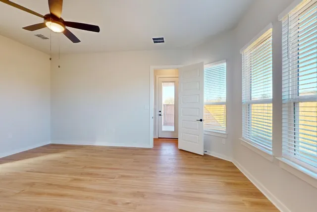 $409,990 | 13101 Geary Drive, Austin, TX 78610