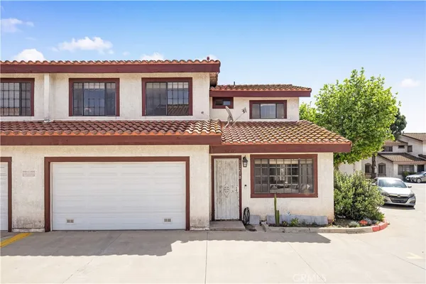 $499,000 | 1121 East Grand Avenue, Unit B, Pomona, CA 91766