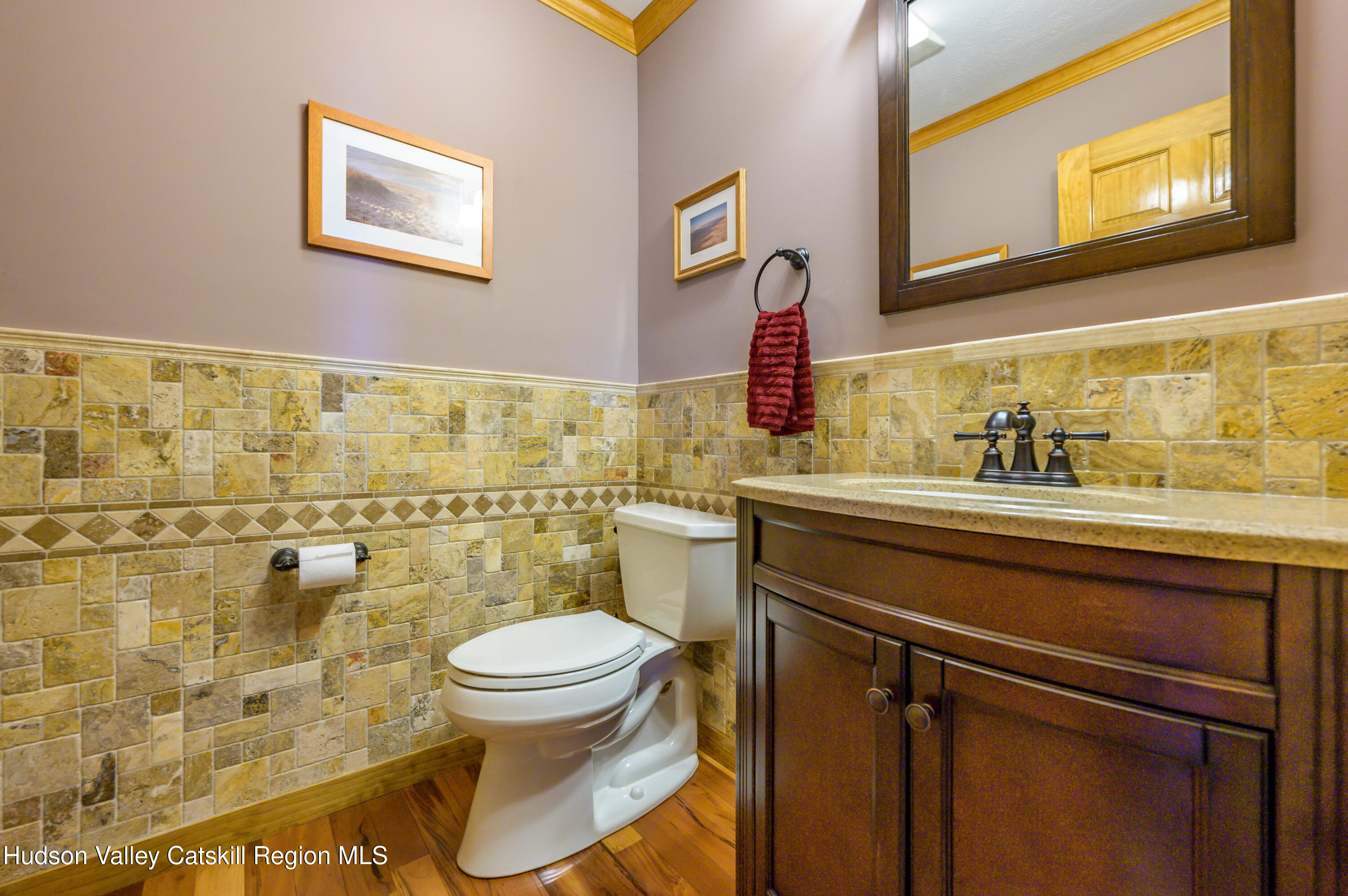520 Ridge Road Stuyvesant, NY 12156 - Photo 29 of 68 a bathroom with a sink toilet and a mirror
