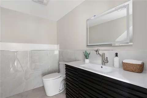 $1,395,000 | 43 12th Street, Unit B, Providence, RI 02906