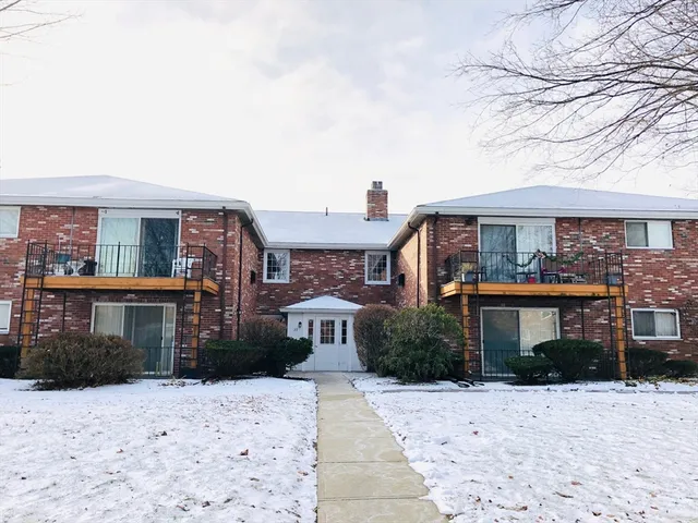 $350,000 | 37 Fountain Lane, Unit 6, Weymouth, MA 02190