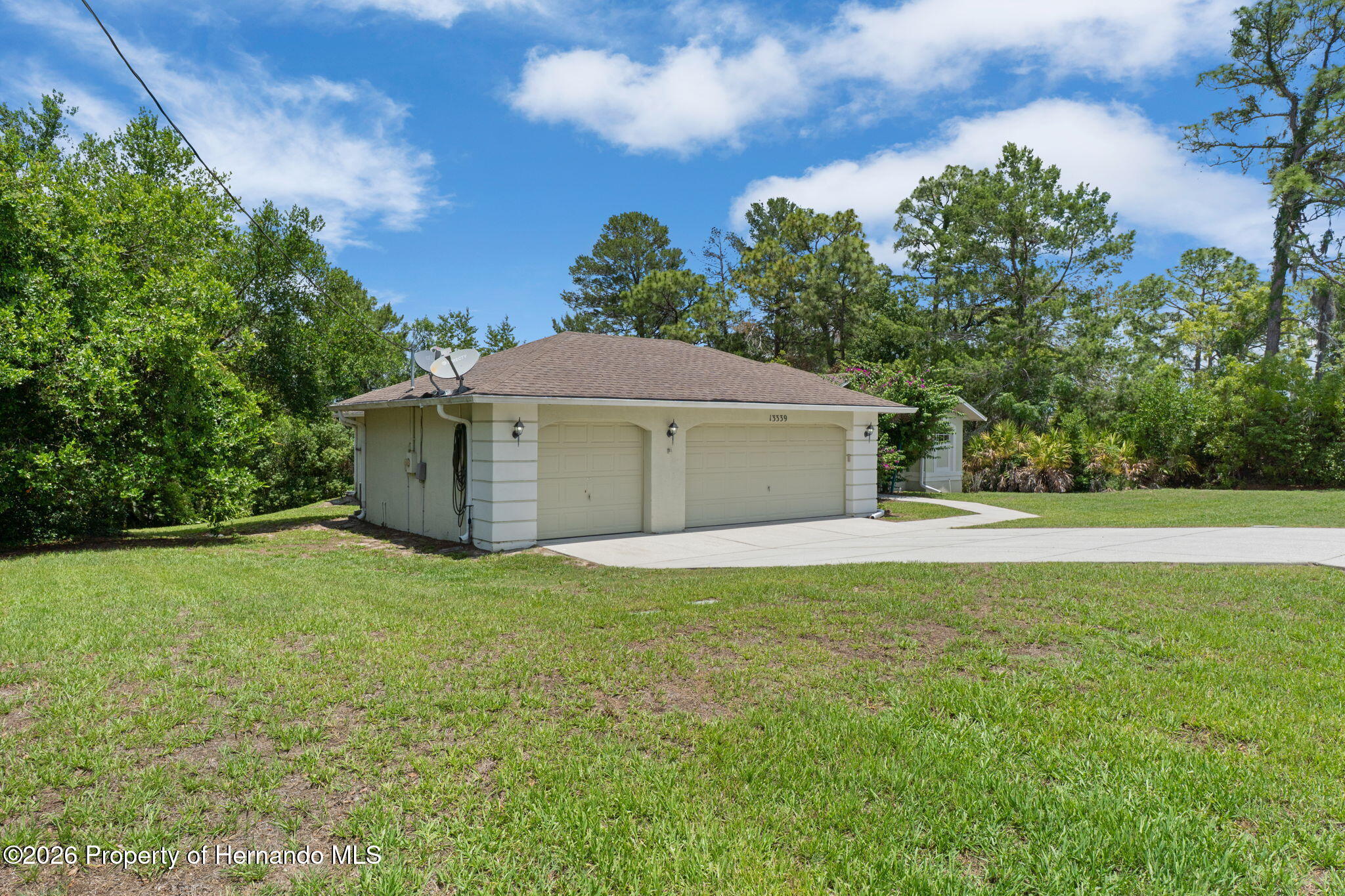 13339 Brewster Road Spring Hill, FL 34609 - Photo 2 of 43 2-web-or-mls-D6606202