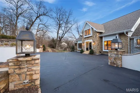 $1,650,000 | 2209 Ridgley Woods Drive, Clarkson Valley, MO 63005