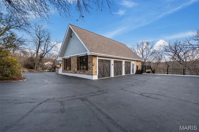 $1,650,000 | 2209 Ridgley Woods Drive, Clarkson Valley, MO 63005