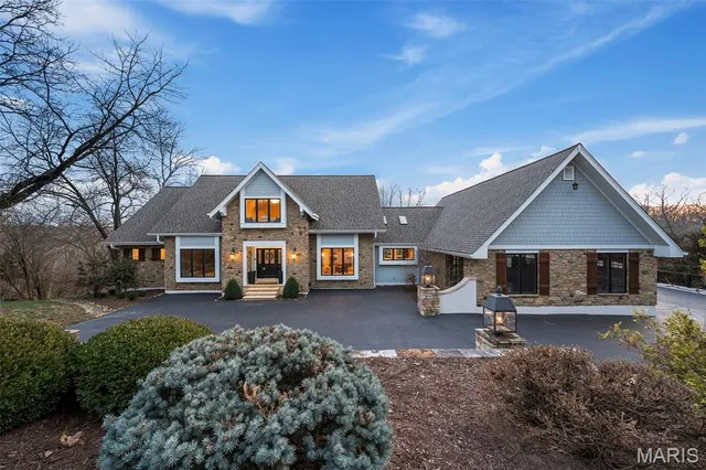 $1,650,000 | 2209 Ridgley Woods Drive, Clarkson Valley, MO 63005