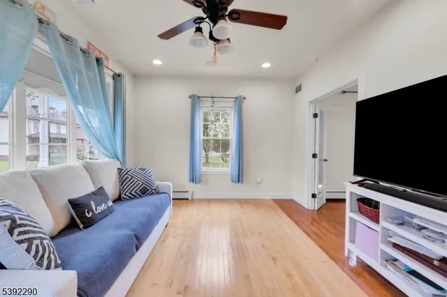 $449,900 | 381 Center Street, Phillipsburg, NJ 08865