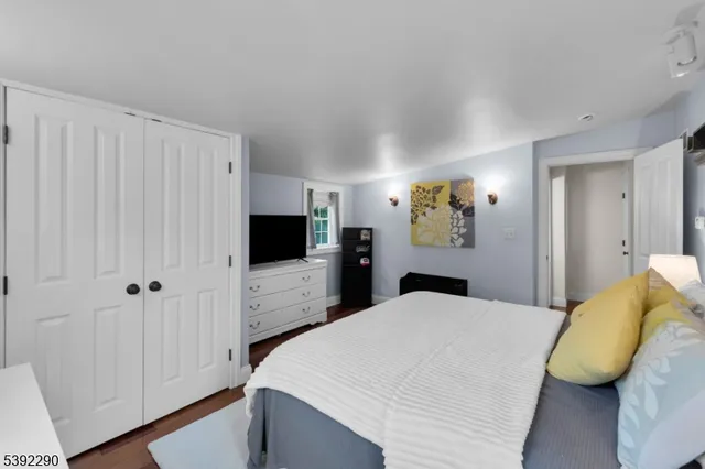 $449,900 | 381 Center Street, Phillipsburg, NJ 08865