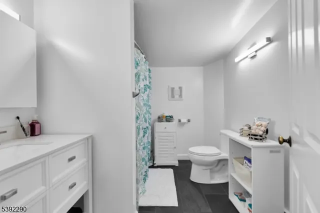 $449,900 | 381 Center Street, Phillipsburg, NJ 08865