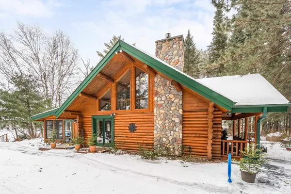 $850,000 | 3296 North Little Alden Lake Road, Duluth, MN 55803