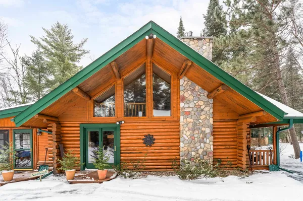 $850,000 | 3296 North Little Alden Lake Road, Duluth, MN 55803