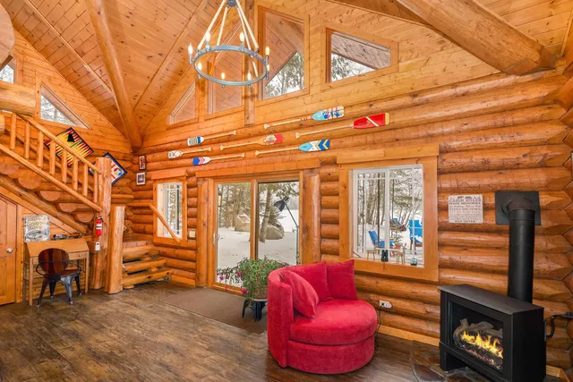 $850,000 | 3296 North Little Alden Lake Road, Duluth, MN 55803